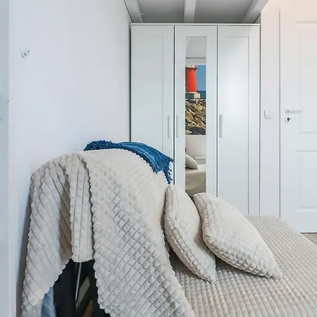 Navio 600 Meters From The By Renters Prestige